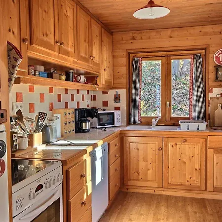 10 Pers Au Calme A 1 Km De La Station, 5 Pieces Avec Wifi Et Parking - Fr-1-411-683 Chalet